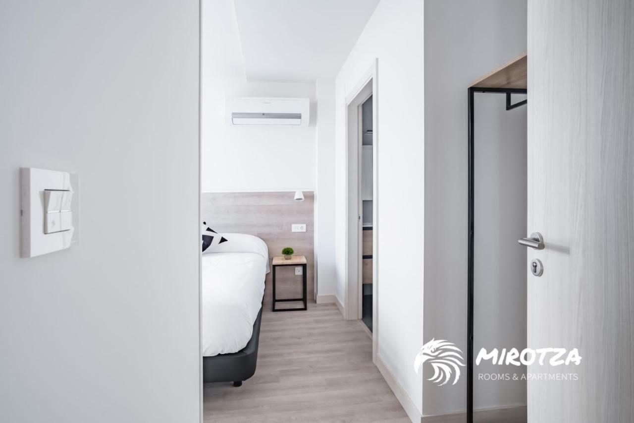 Mirotza Rooms And Apartments Orio Εξωτερικό φωτογραφία