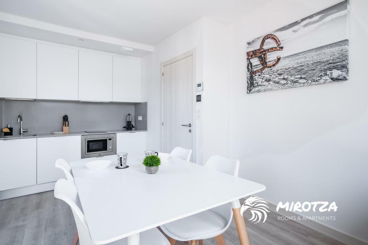 Mirotza Rooms And Apartments Orio Εξωτερικό φωτογραφία